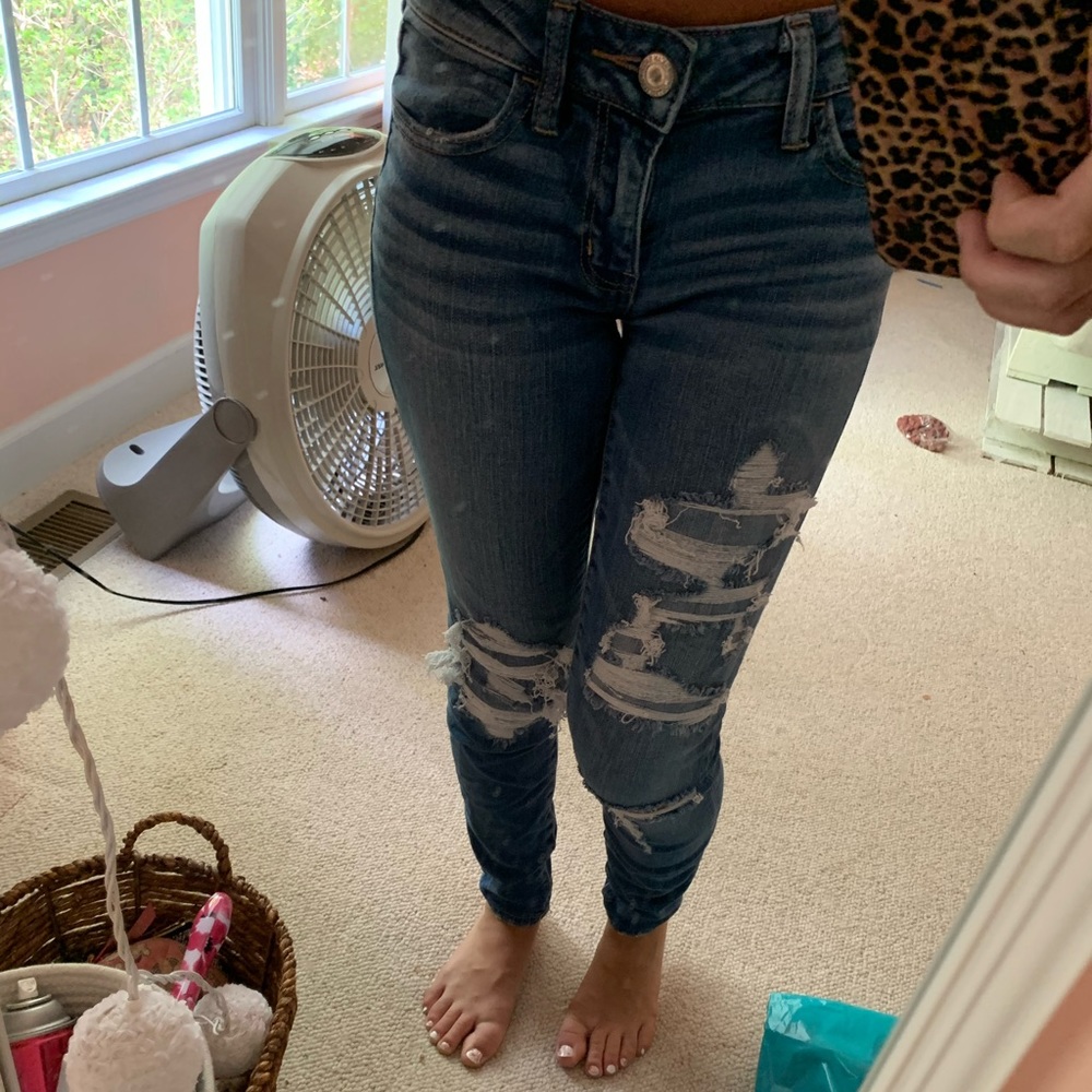 🌼AE ripped jeans🌼